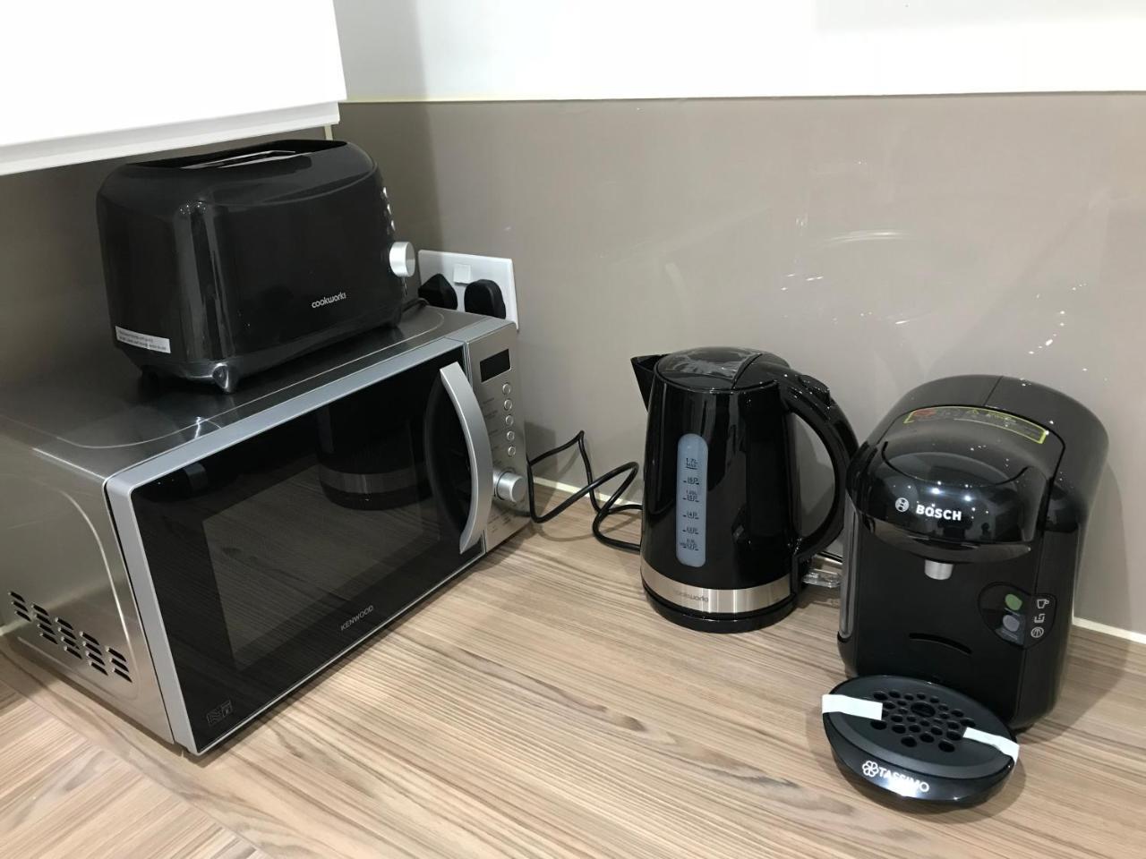 Easystay Slough Central Free Parking Bagian luar foto