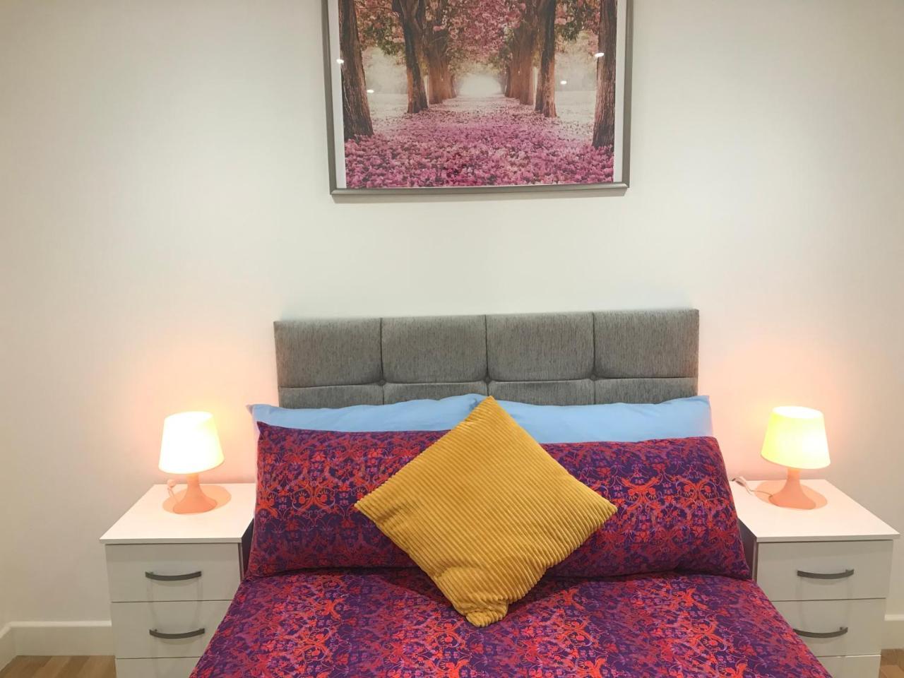 Easystay Slough Central Free Parking Bagian luar foto